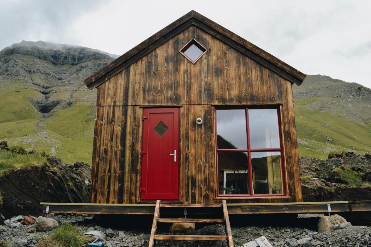 Múlafossur Cottage No 2 by Famous Waterfall in Gásadalur Esterno foto